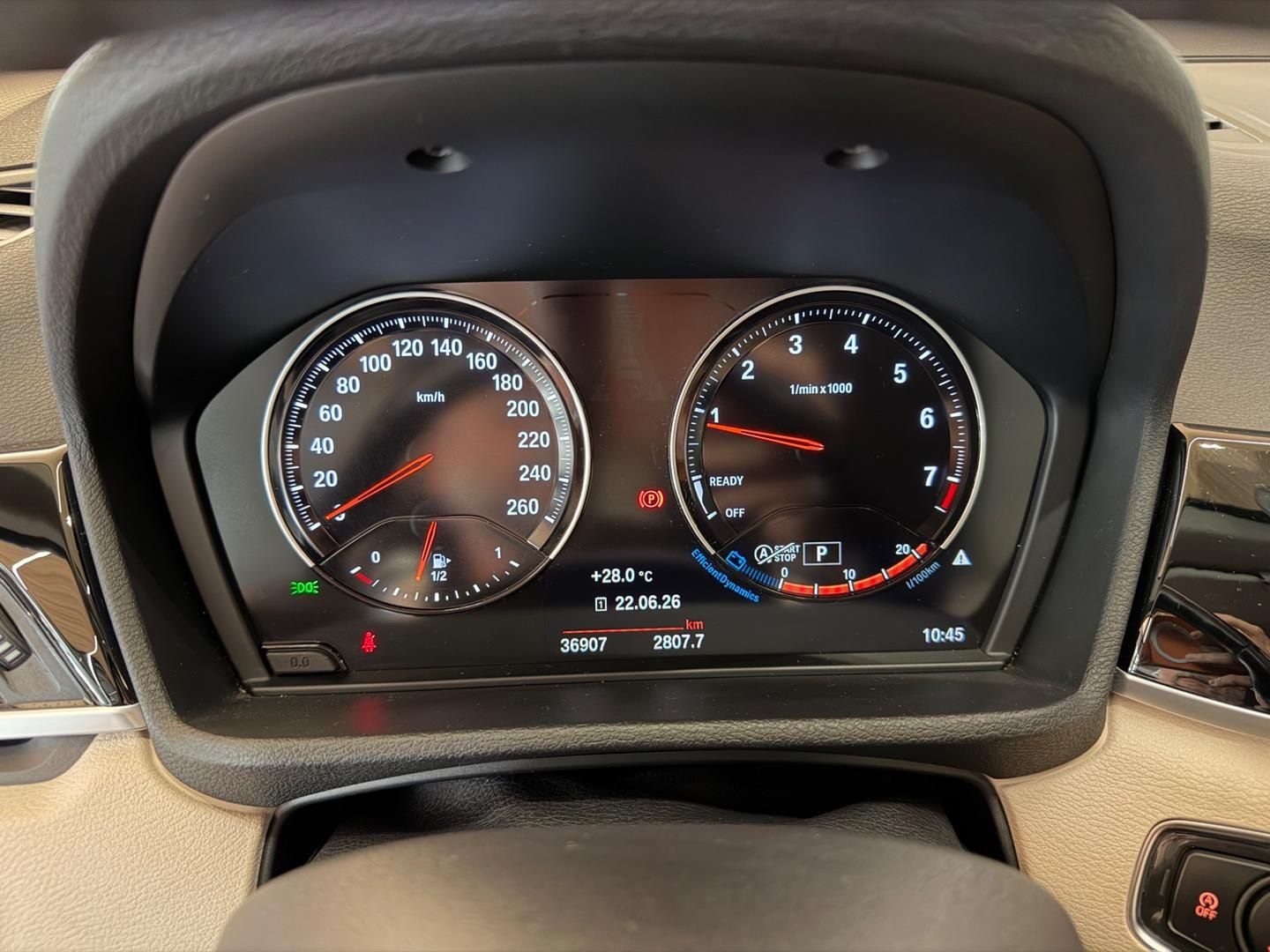 BMW X1 sDrive20i 2.0T 16v 2022 - miniatura 2