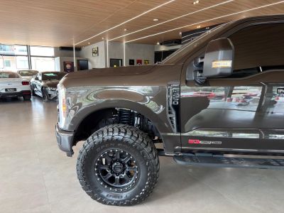 FORD F250 Lariat 6.7TDi V8 4x4 C.D. 2024 - miniatura 2