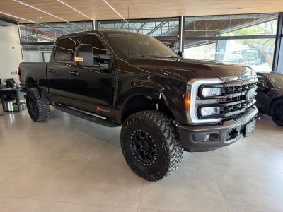 FORD F250 Lariat 6.7TDi V8 4x4 C.D. 2024 - miniatura 15