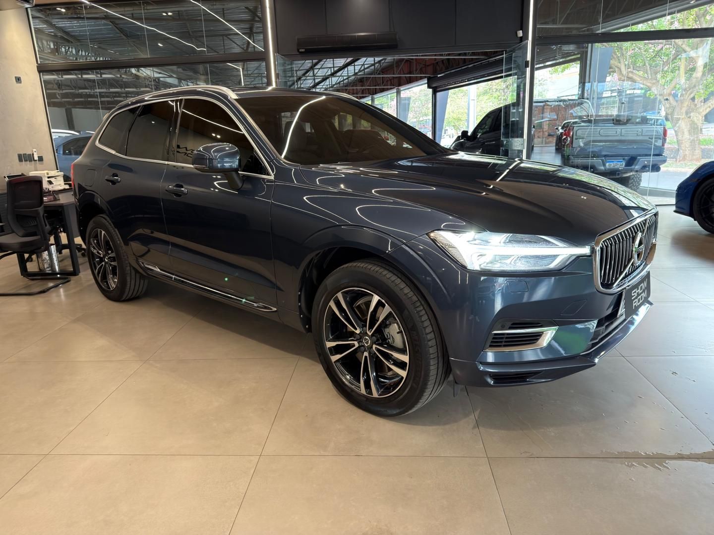VOLVO XC60 T-8 Momentum 2.0T 16v AWD 2021 - miniatura 7