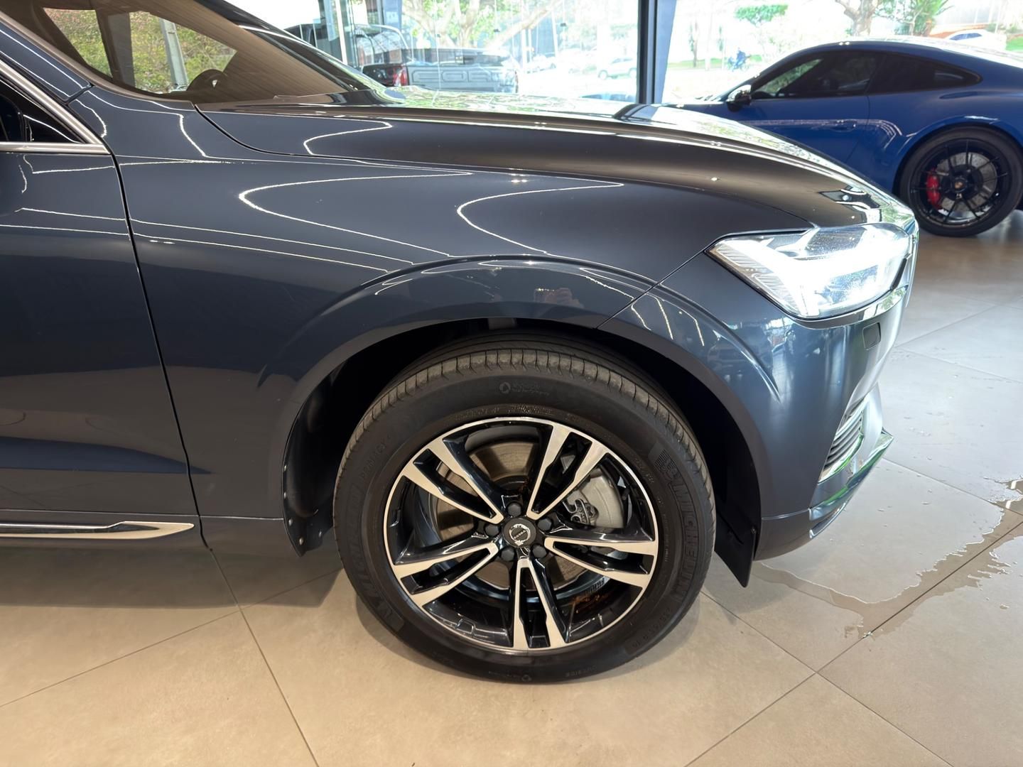 VOLVO XC60 T-8 Momentum 2.0T 16v AWD 2021 - miniatura 13