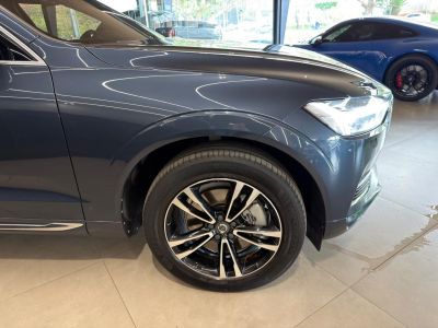 VOLVO XC60 T-8 Momentum 2.0T 16v AWD 2021 - miniatura 13