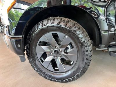 FORD F150 Lightning Lariat 4X4 C.D. 2023 - miniatura 2
