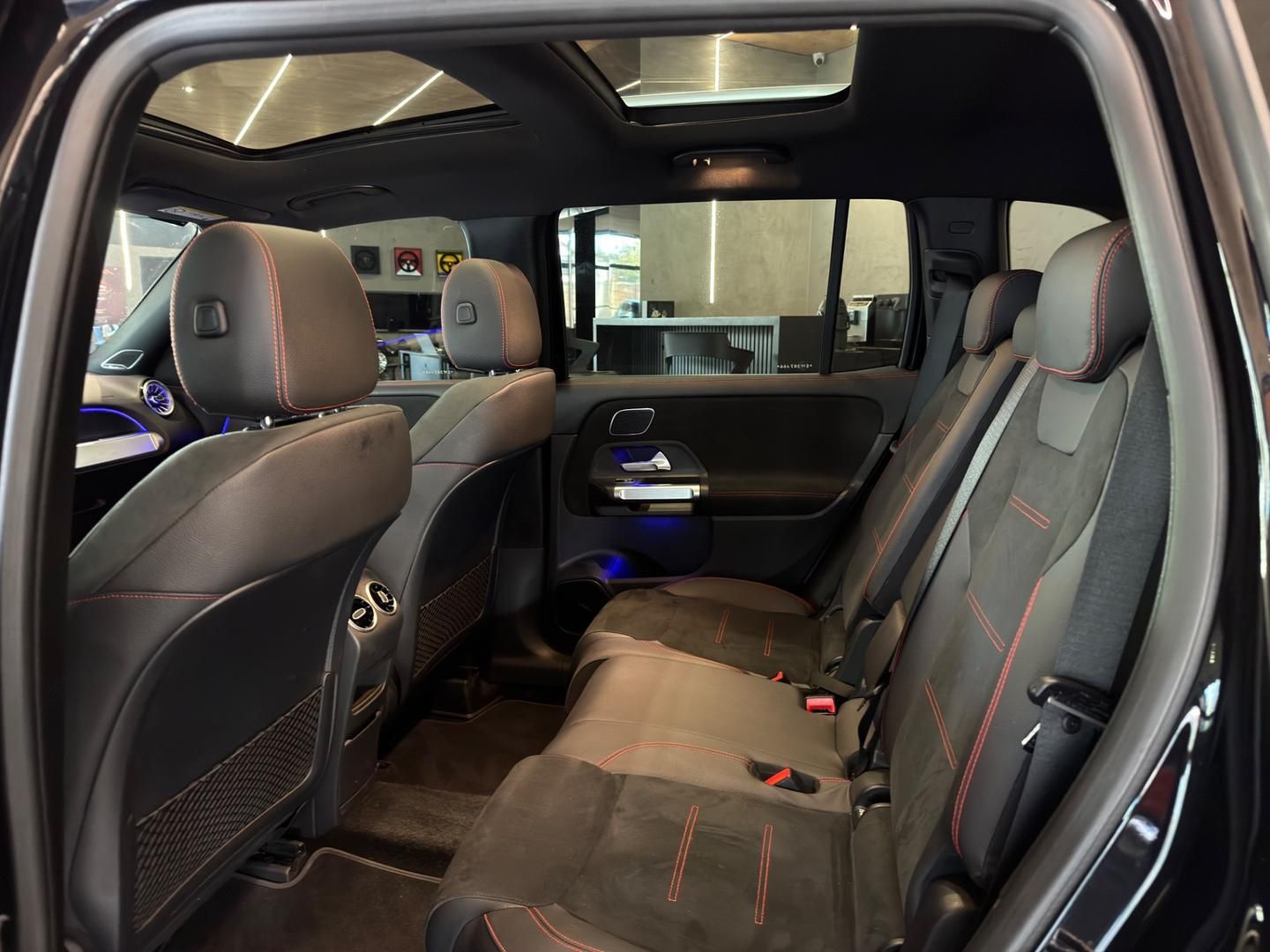 MERCEDES-BENZ GLB 220 4M AMG Line 2.0 TB hybrid 2025 - miniatura 5