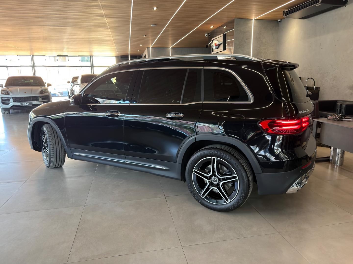 MERCEDES-BENZ GLB 220 4M AMG Line 2.0 TB hybrid 2025 - miniatura 9