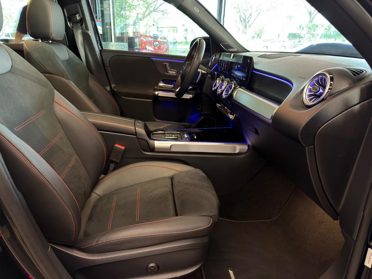 MERCEDES-BENZ GLB 220 4M AMG Line 2.0 TB hybrid 2025 - miniatura 11