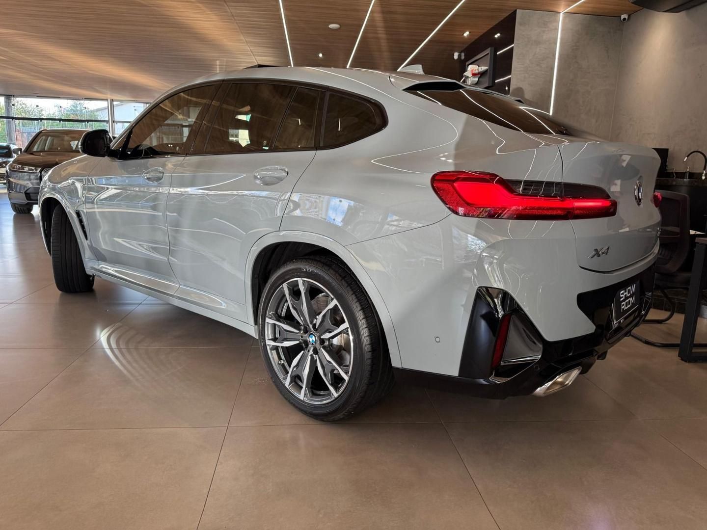 BMW X4 xDrive30i 2.0T 16v 2024 - miniatura 2