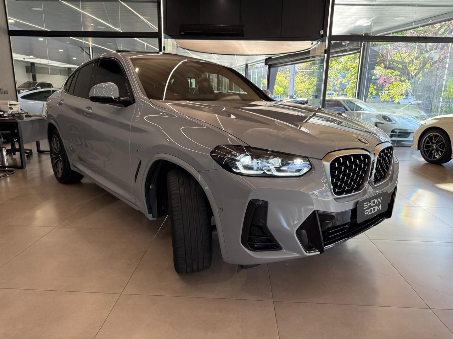 BMW X4 xDrive30i 2.0T 16v 2024 - miniatura 4