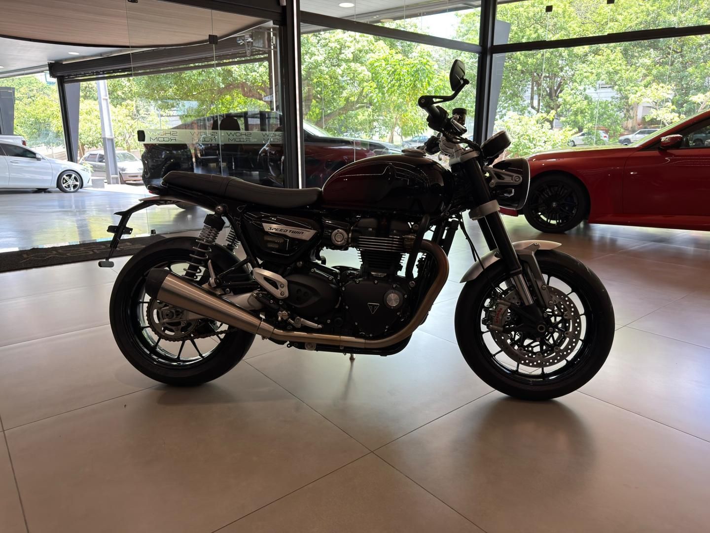 TRIUMPH Speed Twin 1200 2024 - miniatura 5