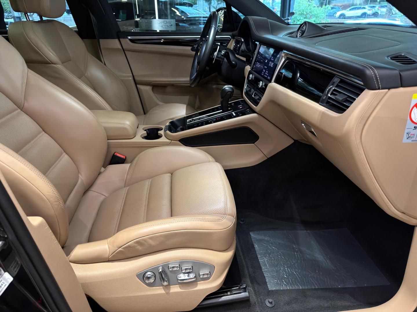 PORSCHE Macan 2.0T 16v 2023 - miniatura 10