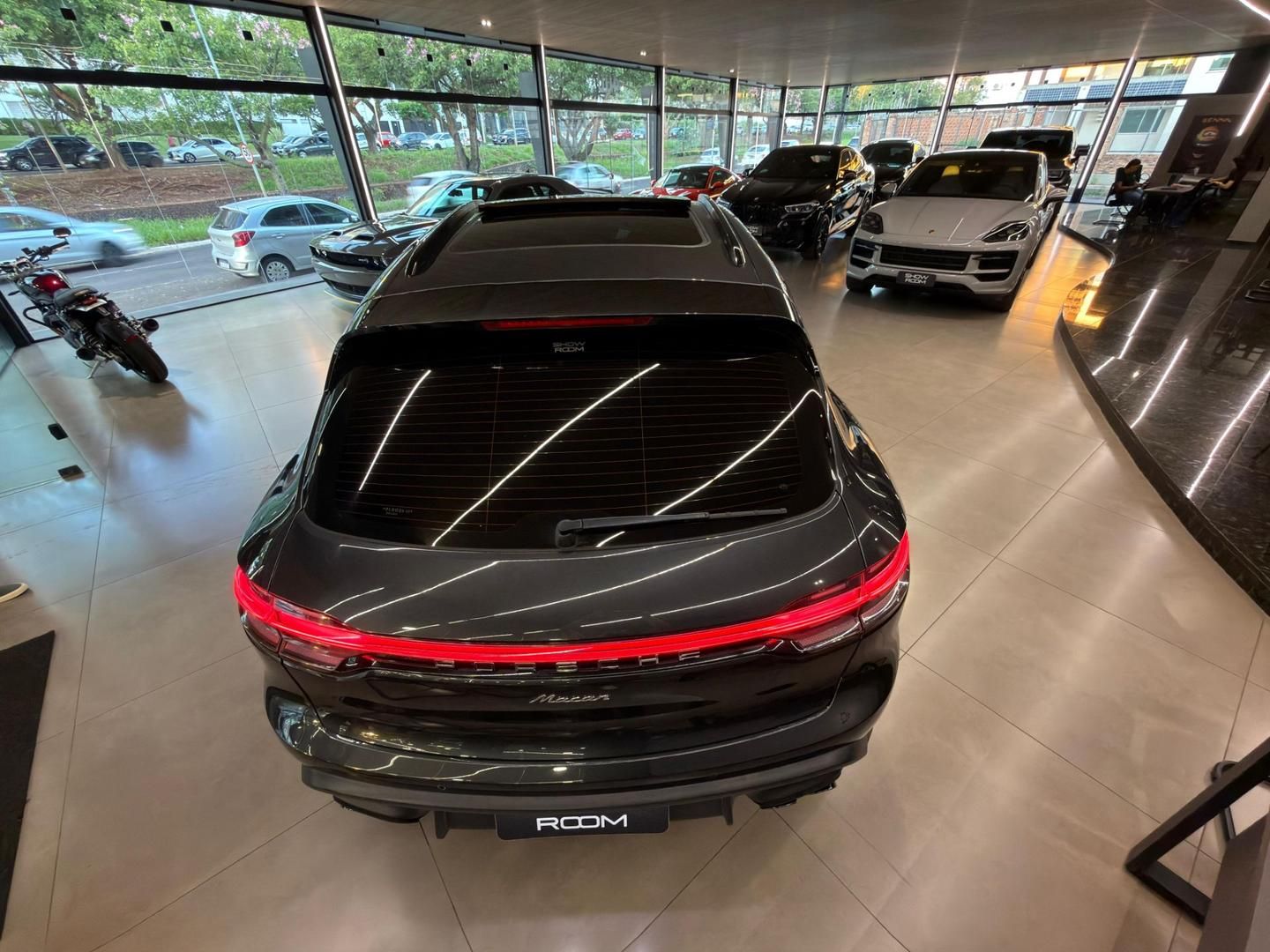 PORSCHE Macan 2.0T 16v 2023 - miniatura 14
