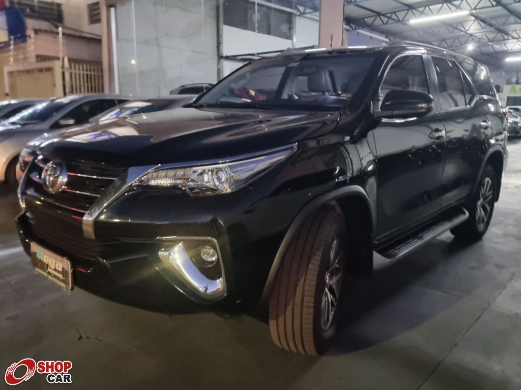 TOYOTA Hilux SW4 SRX D4-D 2.8TDi 16v 4x4 2019