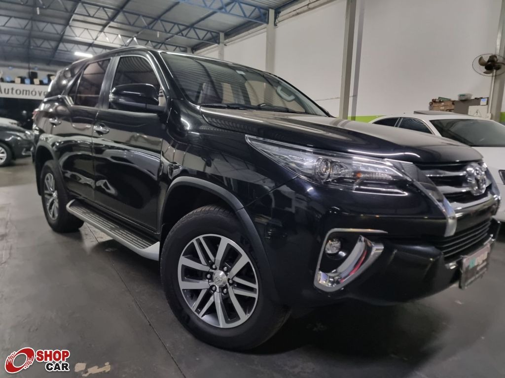 TOYOTA Hilux SW4 SRX D4-D 2.8TDi 16v 4x4 2019 - miniatura 2