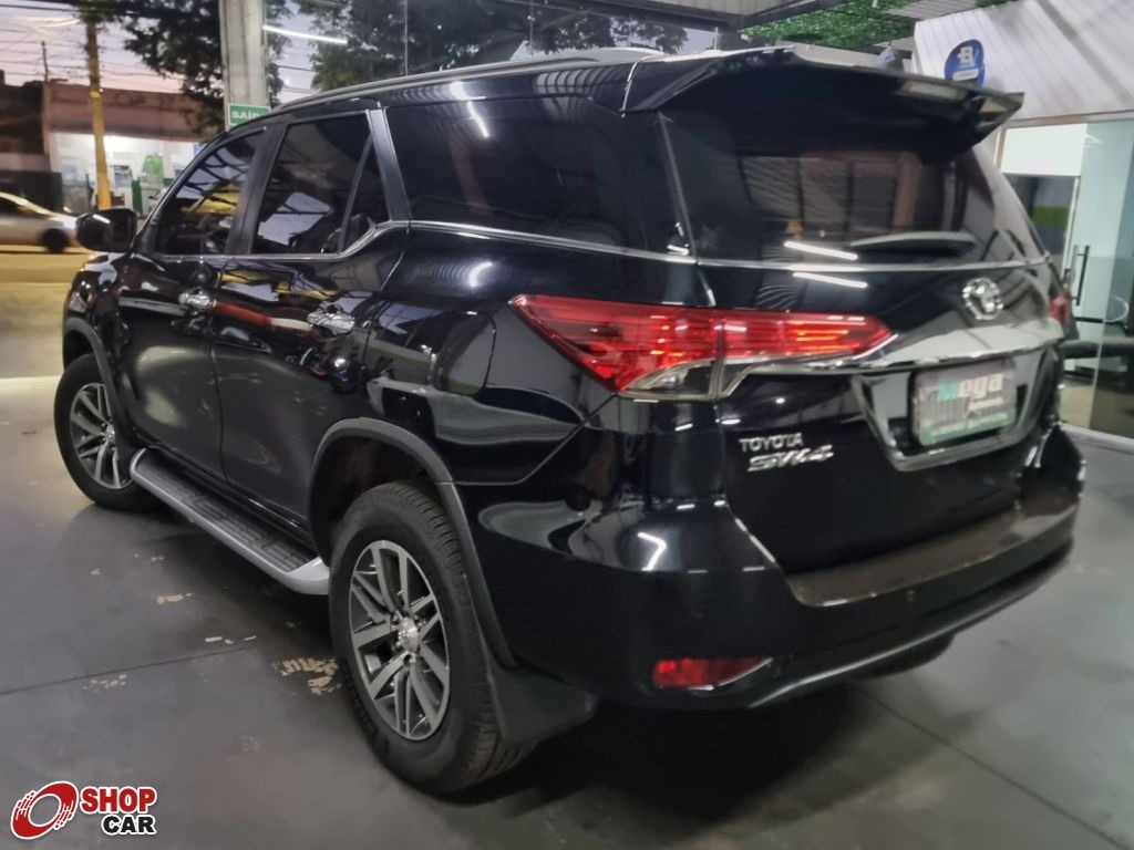 TOYOTA Hilux SW4 SRX D4-D 2.8TDi 16v 4x4 2019 - miniatura 3