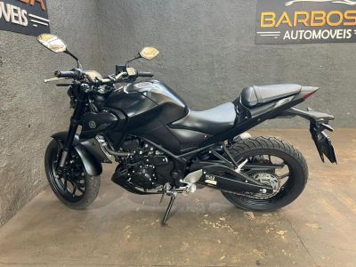 YAMAHA MT -03 321 2025 - miniatura 9