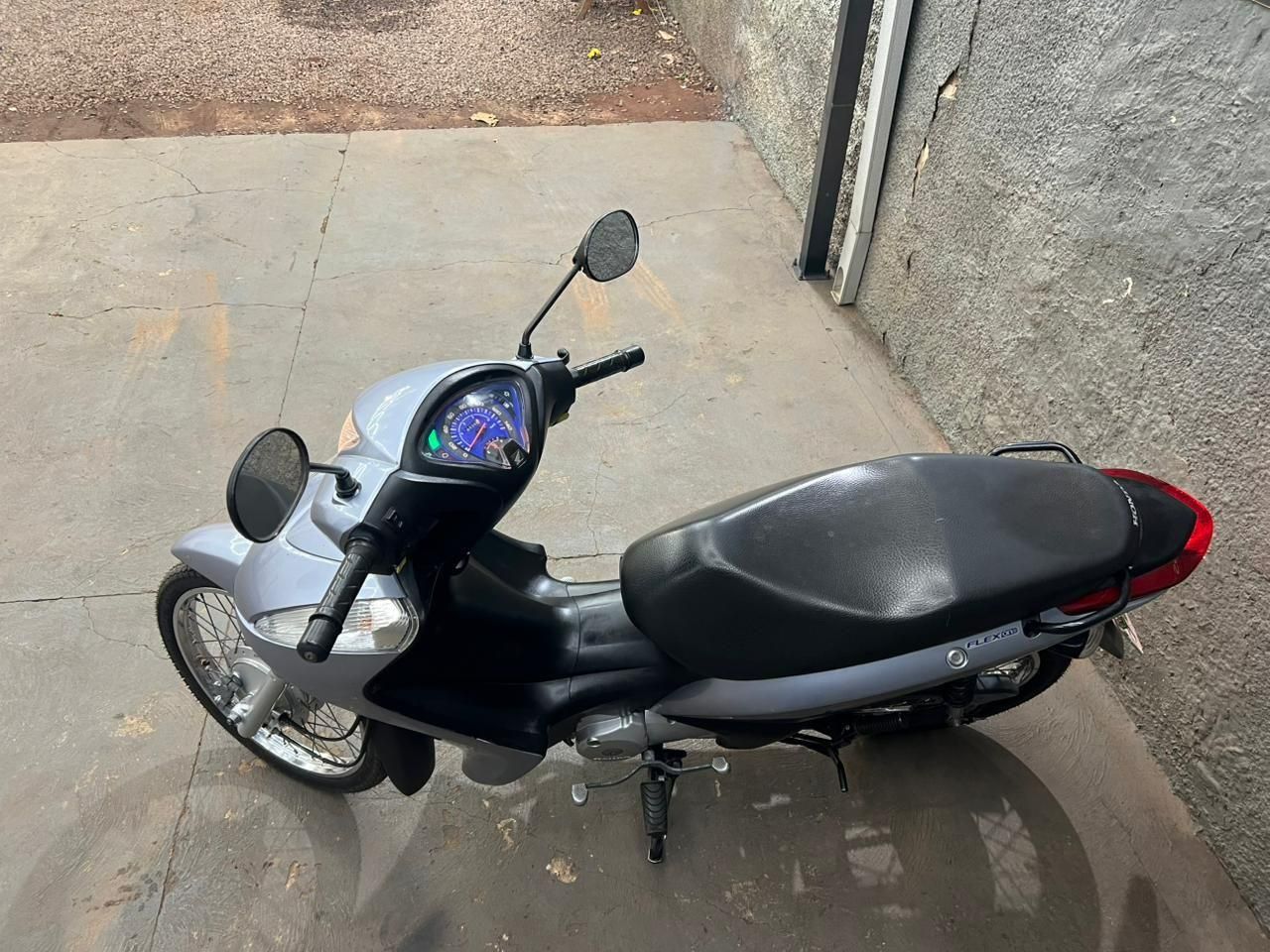 HONDA Biz 125 ES 2015 - miniatura 6