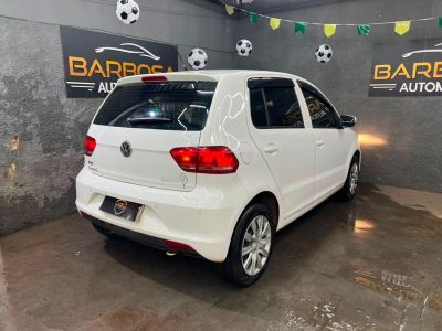 VOLKSWAGEN Fox Trendline 1.0 12v 4p. 2017 - miniatura 3