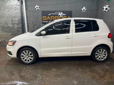 VOLKSWAGEN Fox Trendline 1.0 12v 4p. 2017 - miniatura 6