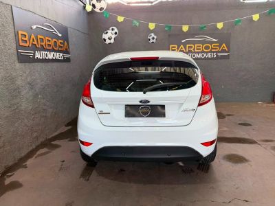 FORD Fiesta Hatch SE 1.6 16v 2016 - miniatura 4