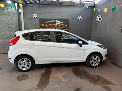 FORD Fiesta Hatch SE 1.6 16v 2016 - miniatura 5
