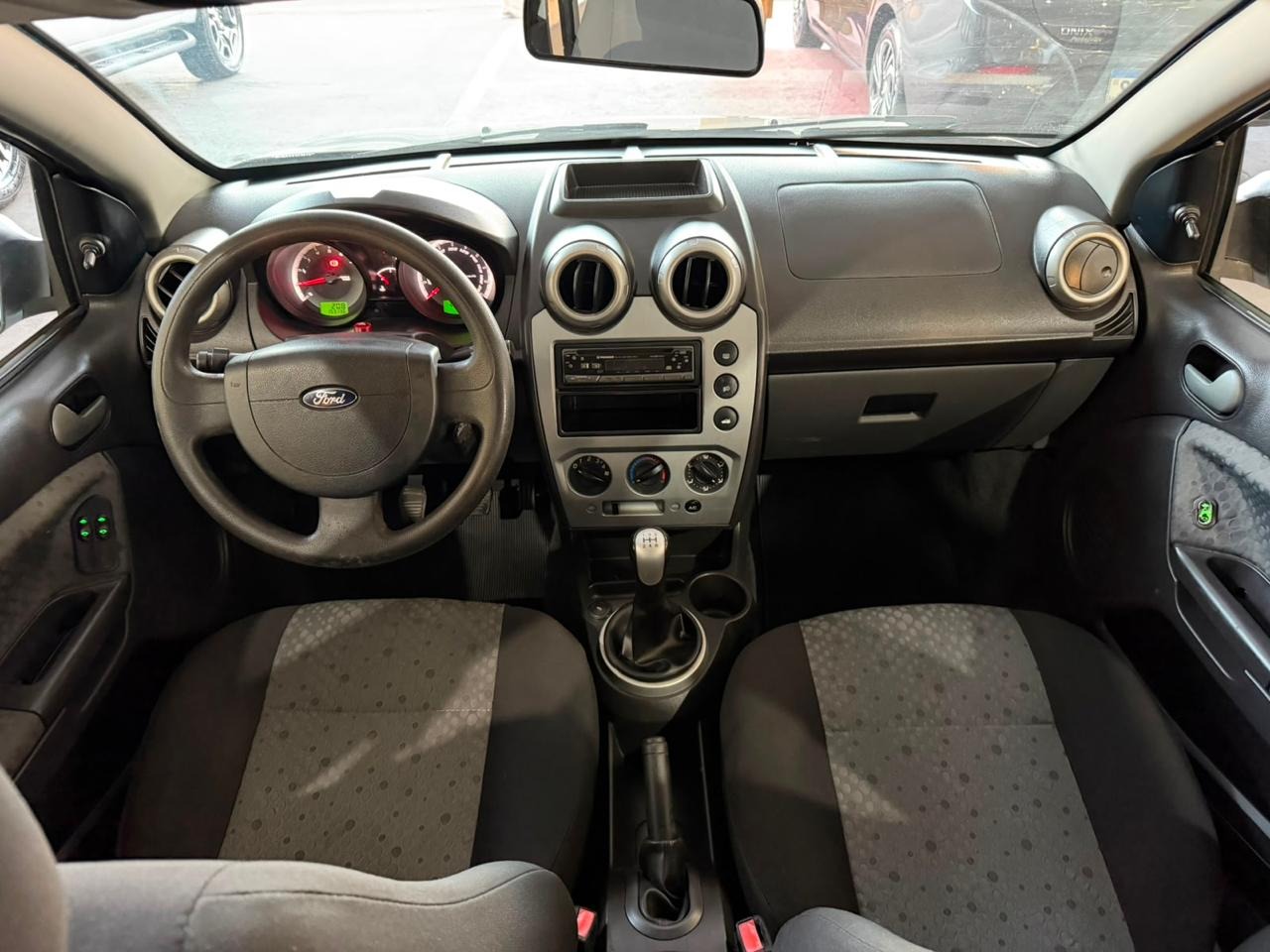 FORD Fiesta Hatch 1.6 4p. 2012 - miniatura 5