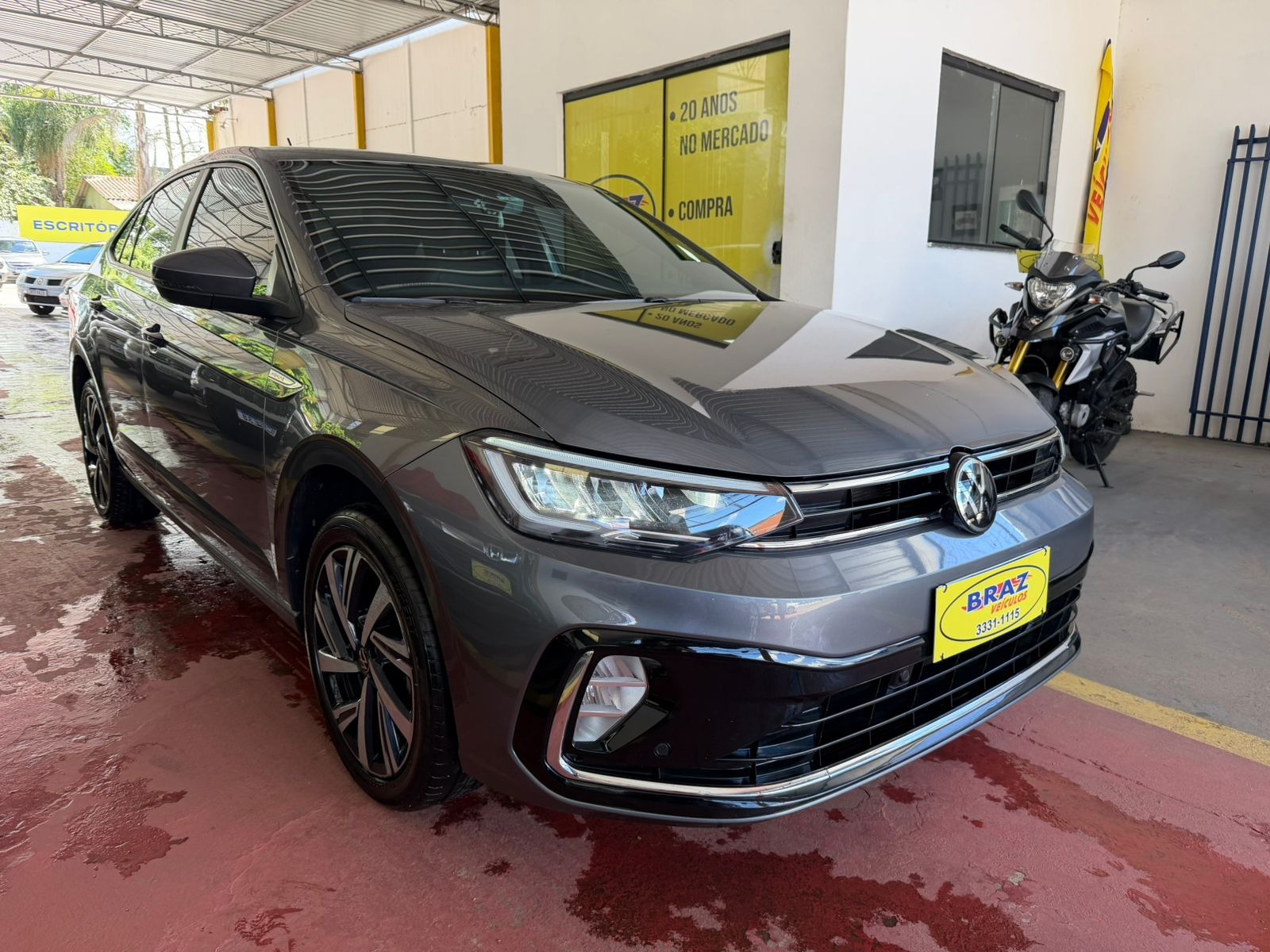 VOLKSWAGEN Virtus Highline 1.0 12v TSi 2024