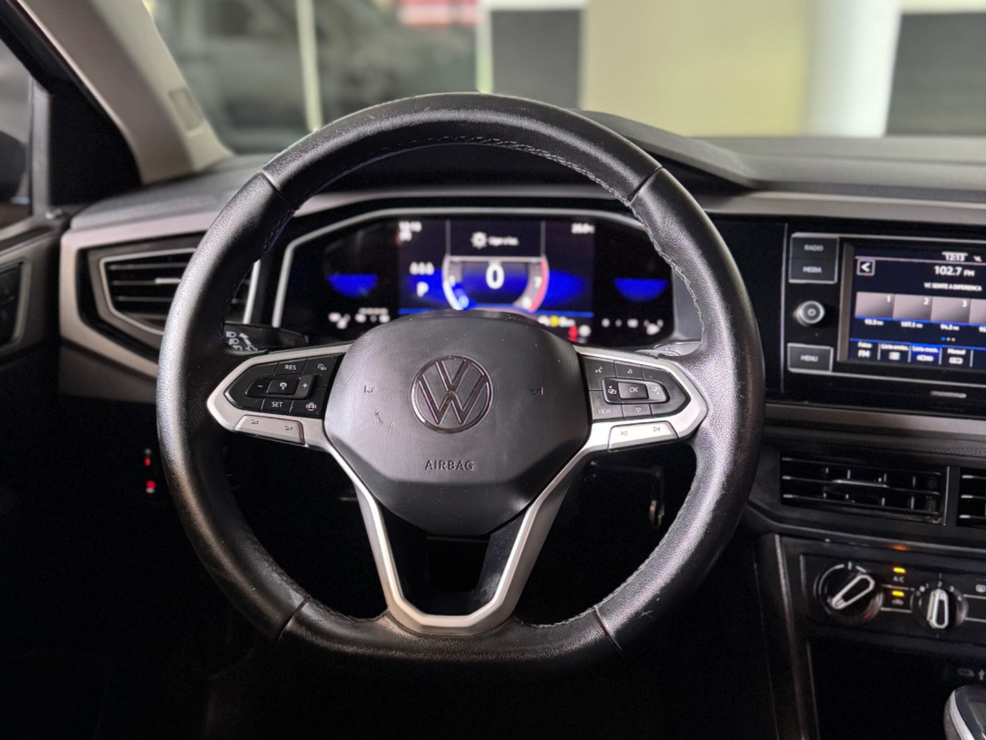VOLKSWAGEN Nivus Comfortline 1.0 12v TSi 2023 - miniatura 11