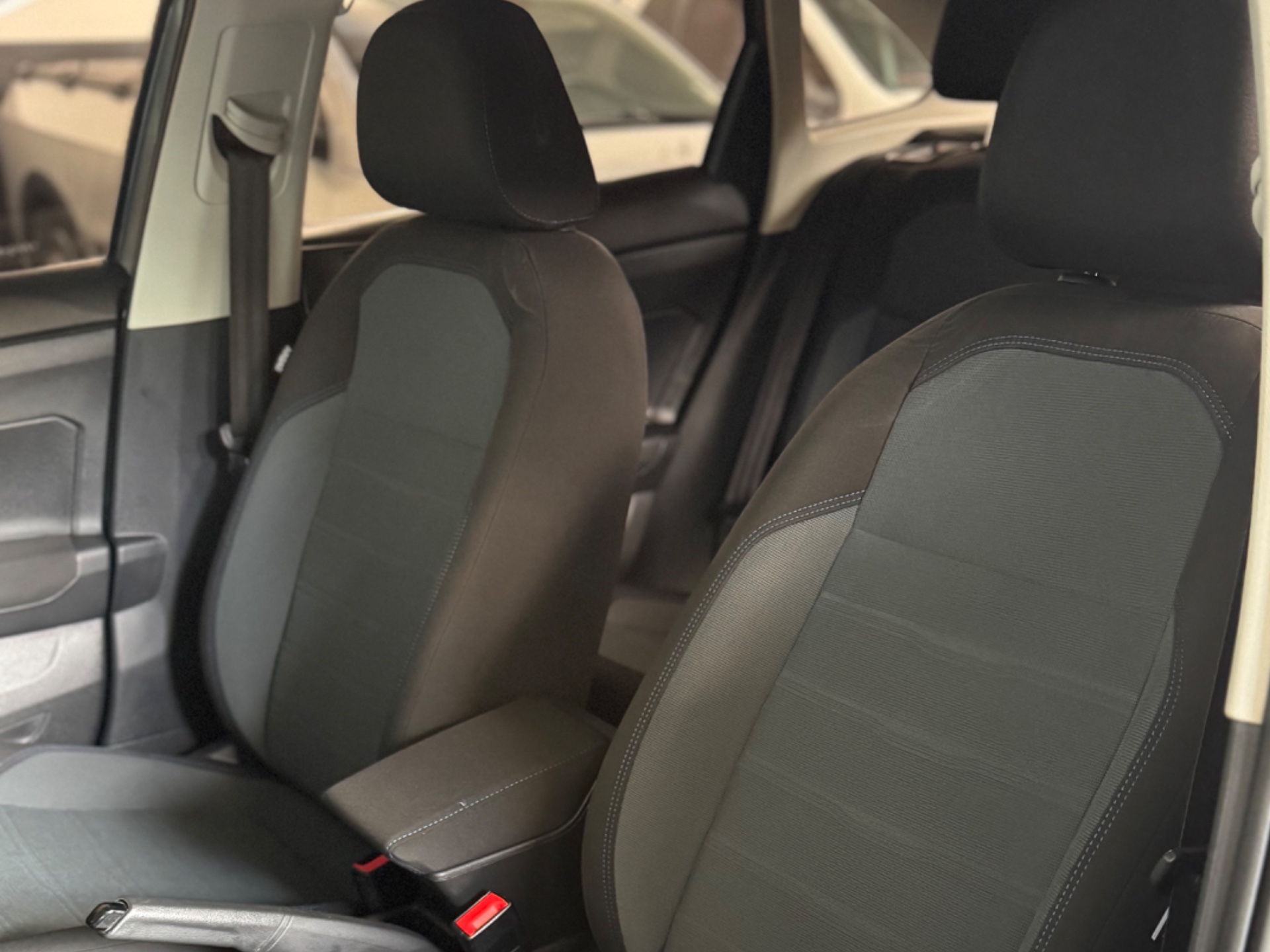 VOLKSWAGEN Nivus Comfortline 1.0 12v TSi 2023 - miniatura 13