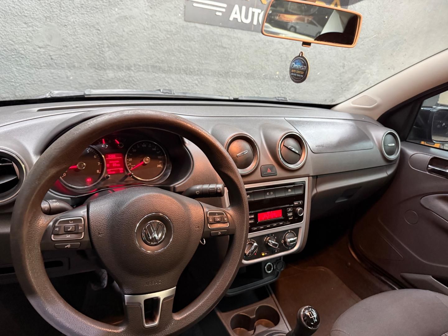 VOLKSWAGEN Voyage CL 1.6 2016 - miniatura 7