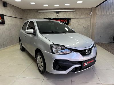 TOYOTA Etios X 1.3 16v 2017 - miniatura 2