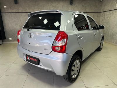 TOYOTA Etios X 1.3 16v 2017 - miniatura 9