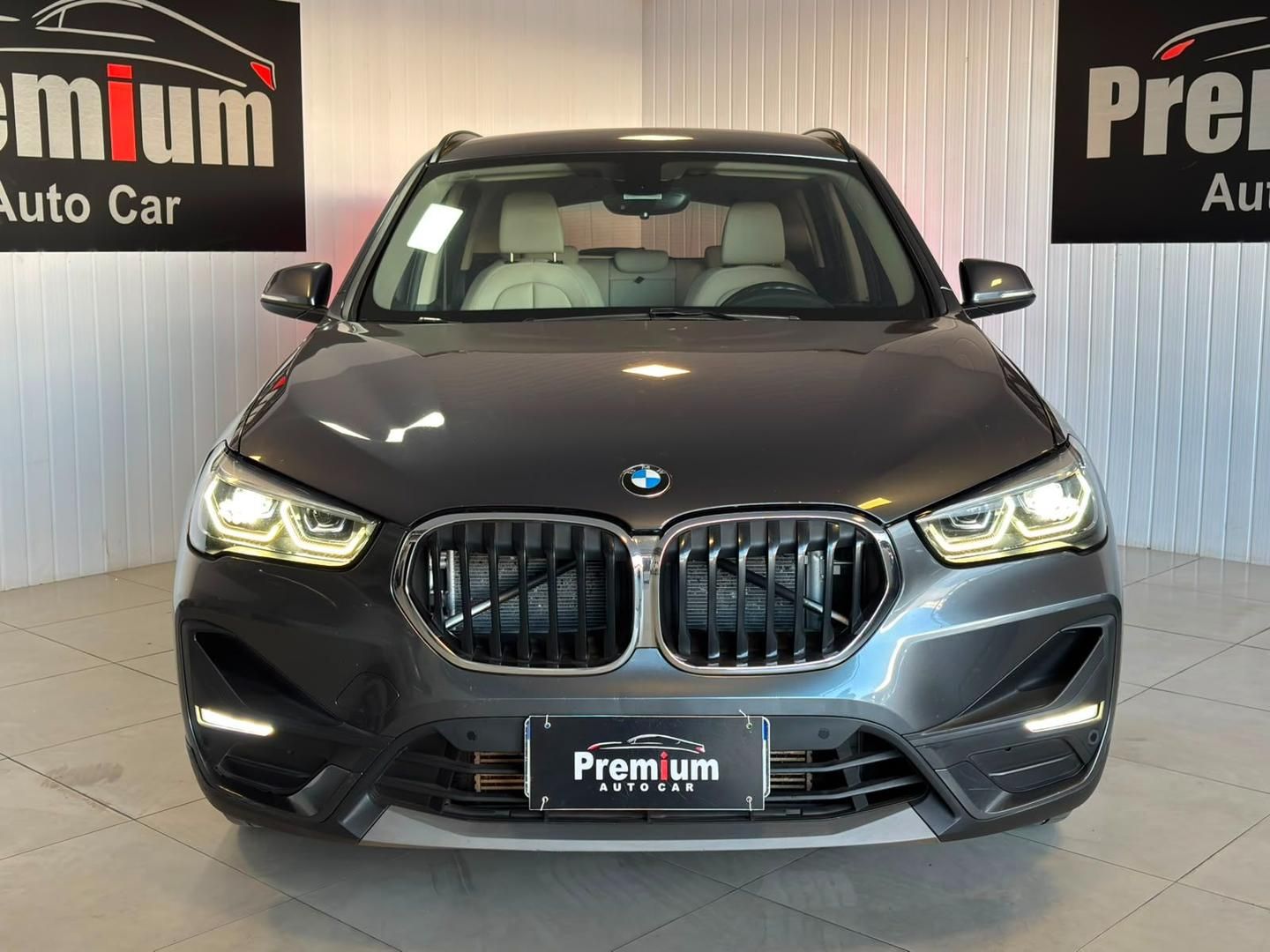 BMW X1 sDrive20i 2.0T 16v 2021 - miniatura 2