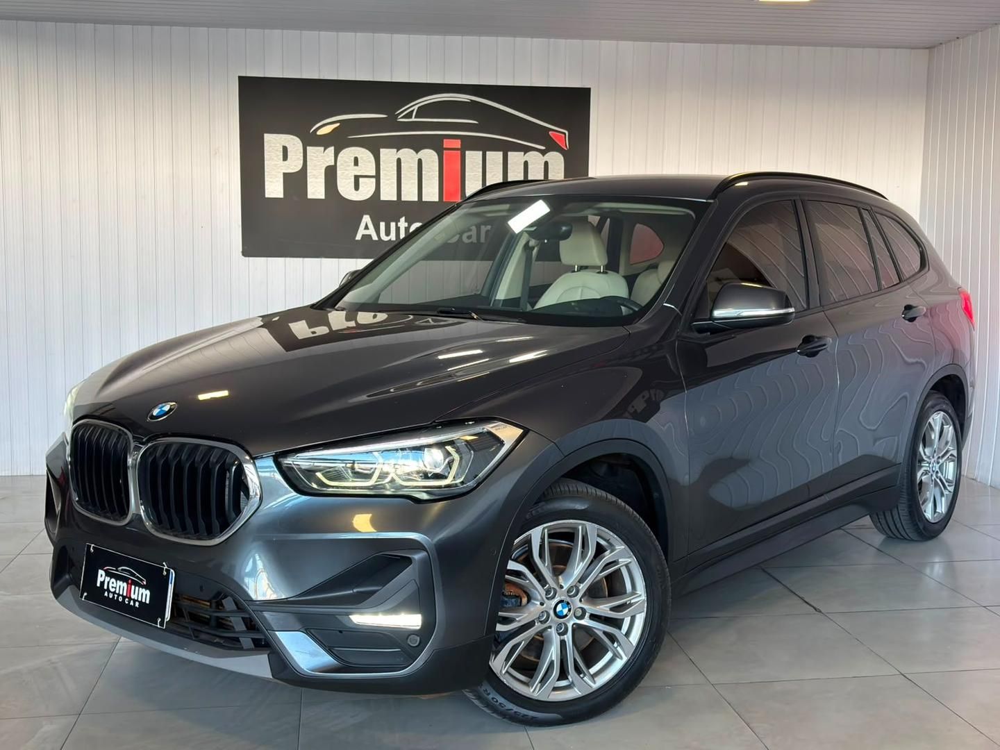 BMW X1 sDrive20i 2.0T 16v 2021 - miniatura 3
