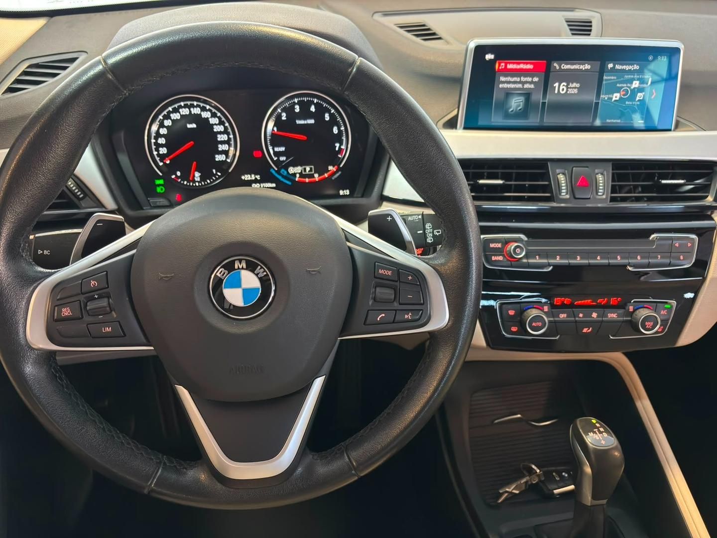 BMW X1 sDrive20i 2.0T 16v 2021 - miniatura 9