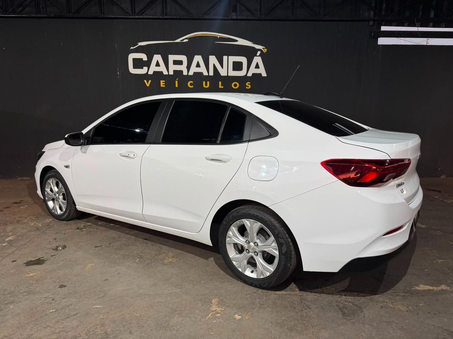 CHEVROLET Onix Sedan Plus 1.0T 12v 2023 - miniatura 2