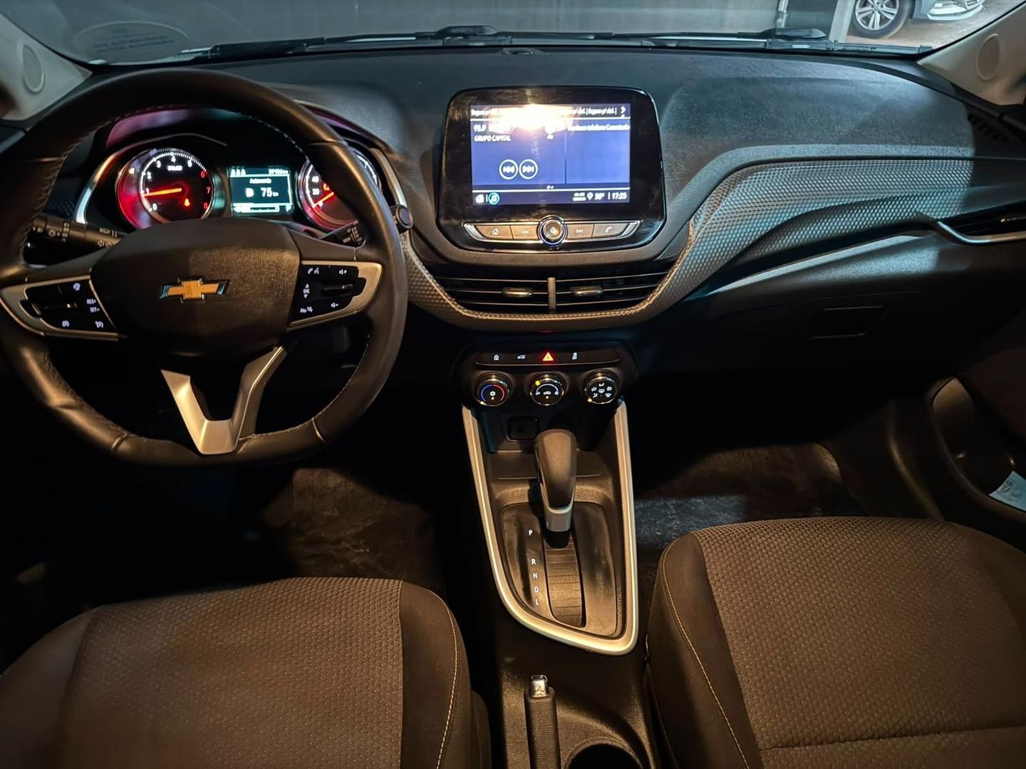CHEVROLET Onix Sedan Plus 1.0T 12v 2023 - miniatura 6