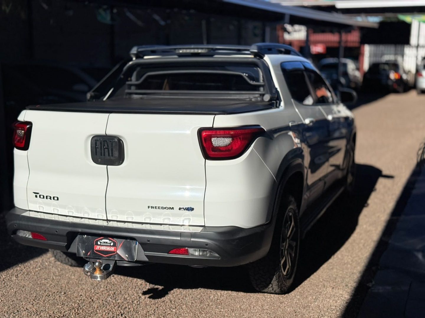 FIAT Toro Freedom 1.8 16v 2018 - miniatura 6