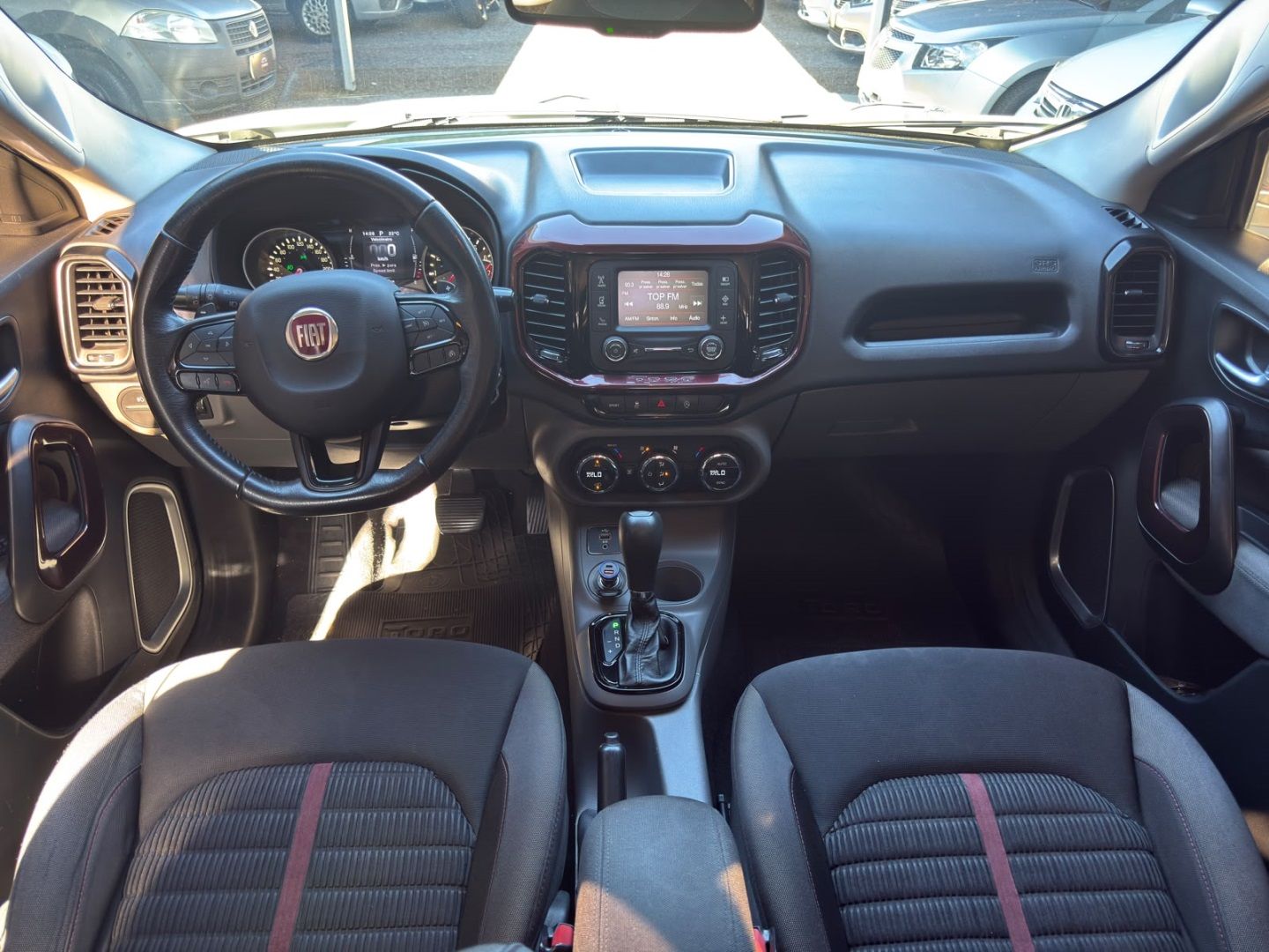 FIAT Toro Freedom 1.8 16v 2018 - miniatura 8
