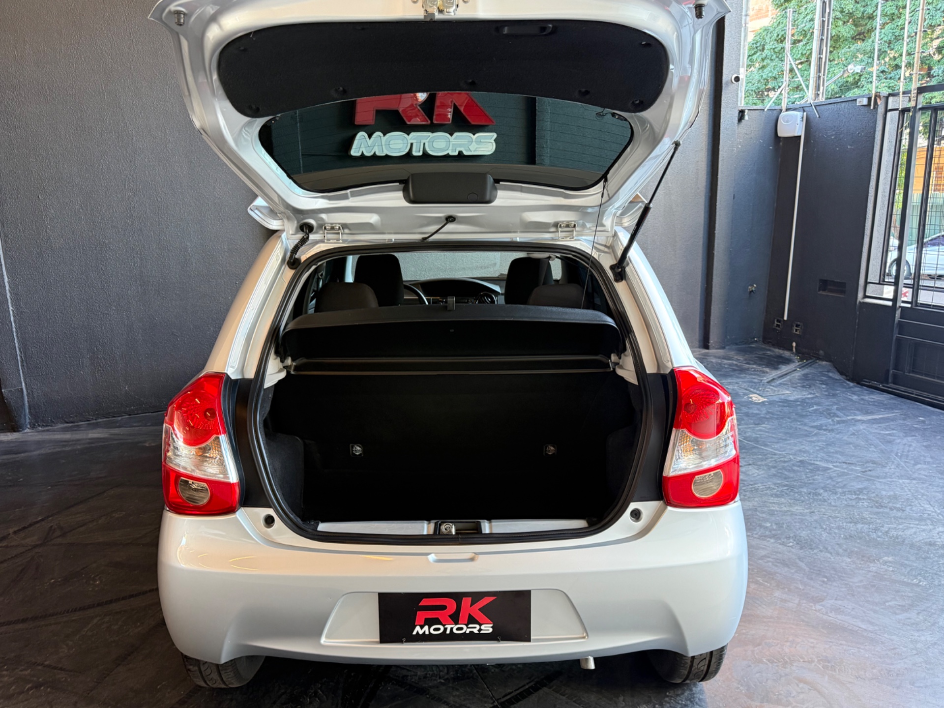 TOYOTA Etios 1.3 16v 2017 - miniatura 11
