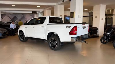 TOYOTA Hilux SRV D4-D 2.8TDi 16v 4X4 C.D. 2024 - miniatura 3