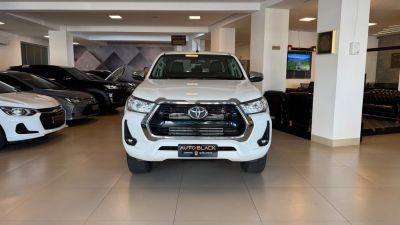 TOYOTA Hilux SRV D4-D 2.8TDi 16v 4X4 C.D. 2024 - miniatura 5