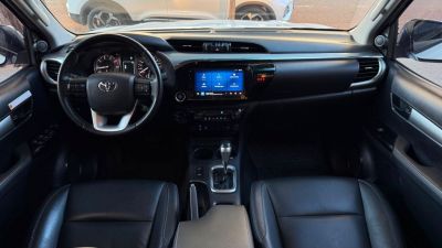 TOYOTA Hilux SRV D4-D 2.8TDi 16v 4X4 C.D. 2024 - miniatura 8