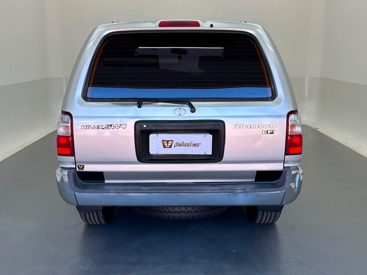 TOYOTA Hilux SW4 3.0TD 4x4 2001 - miniatura 6