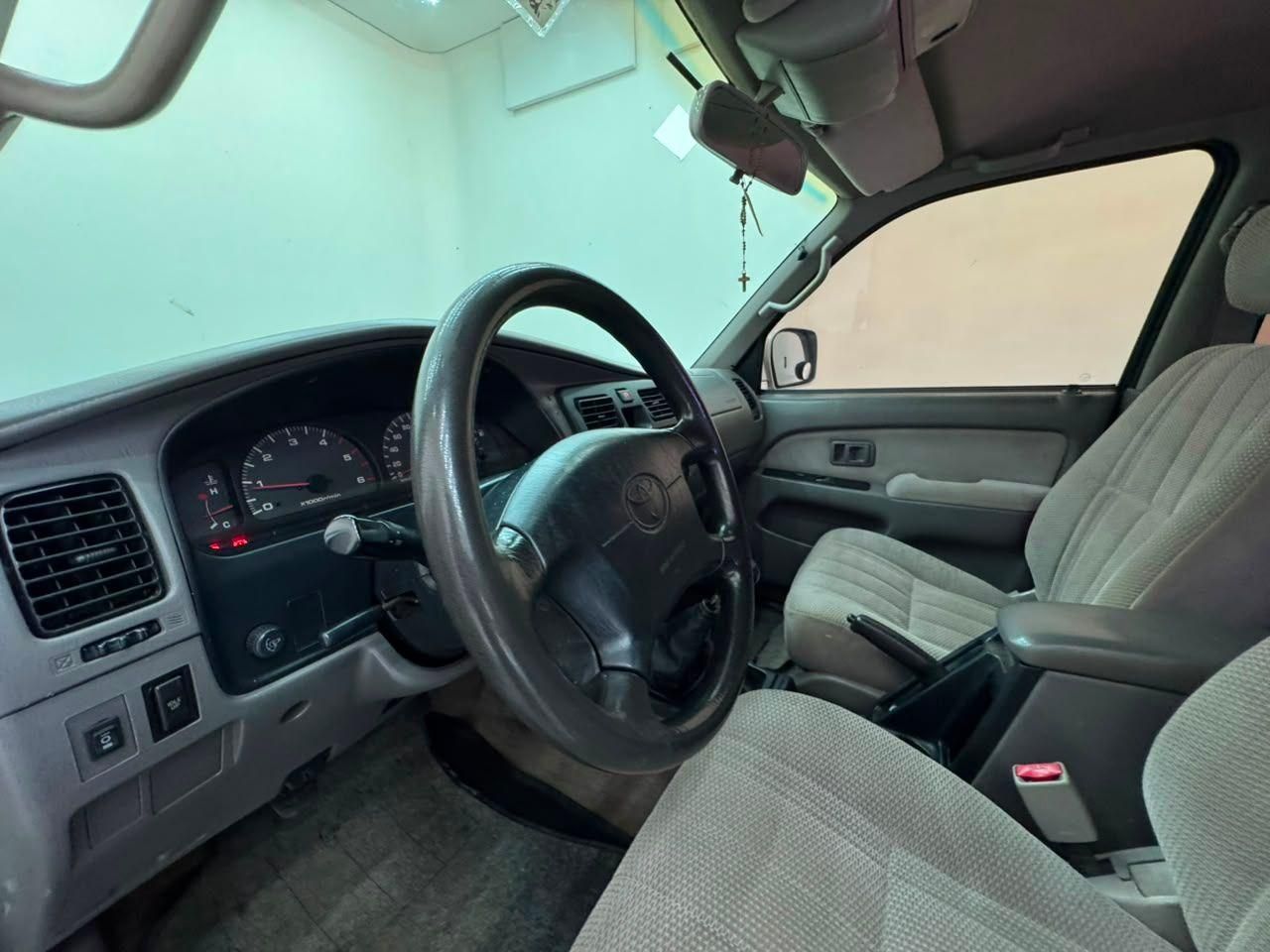 TOYOTA Hilux SW4 3.0TD 4x4 2001 - miniatura 14