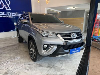 TOYOTA Hilux SRX D4-D 2.8TDi 16v 4x4 2016 - miniatura 3