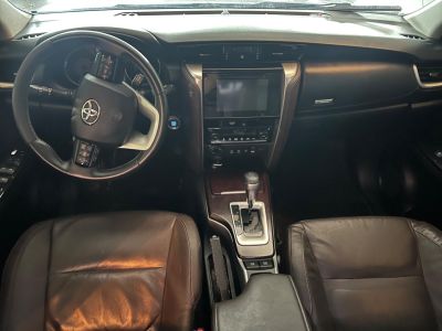 TOYOTA Hilux SRX D4-D 2.8TDi 16v 4x4 2016 - miniatura 7