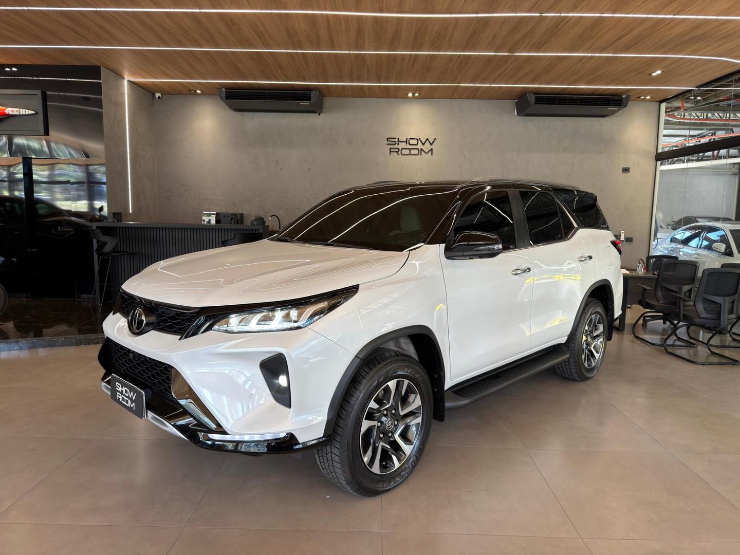 TOYOTA Hilux SW4 Diamond D4-D 2.8TDi 16v 4x4 2025