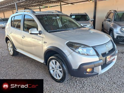 RENAULT Sandero StepWay 1.6 2014