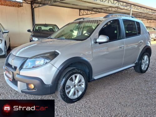RENAULT Sandero StepWay 1.6 2014 - miniatura 3