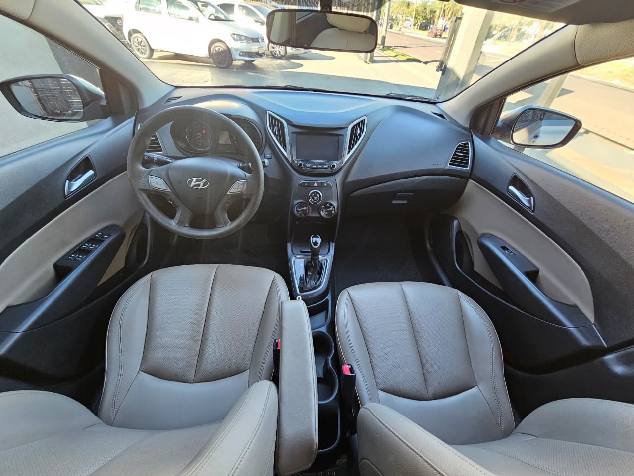 HYUNDAI HB20S 1 Million 1.6 16v 2019 - miniatura 8